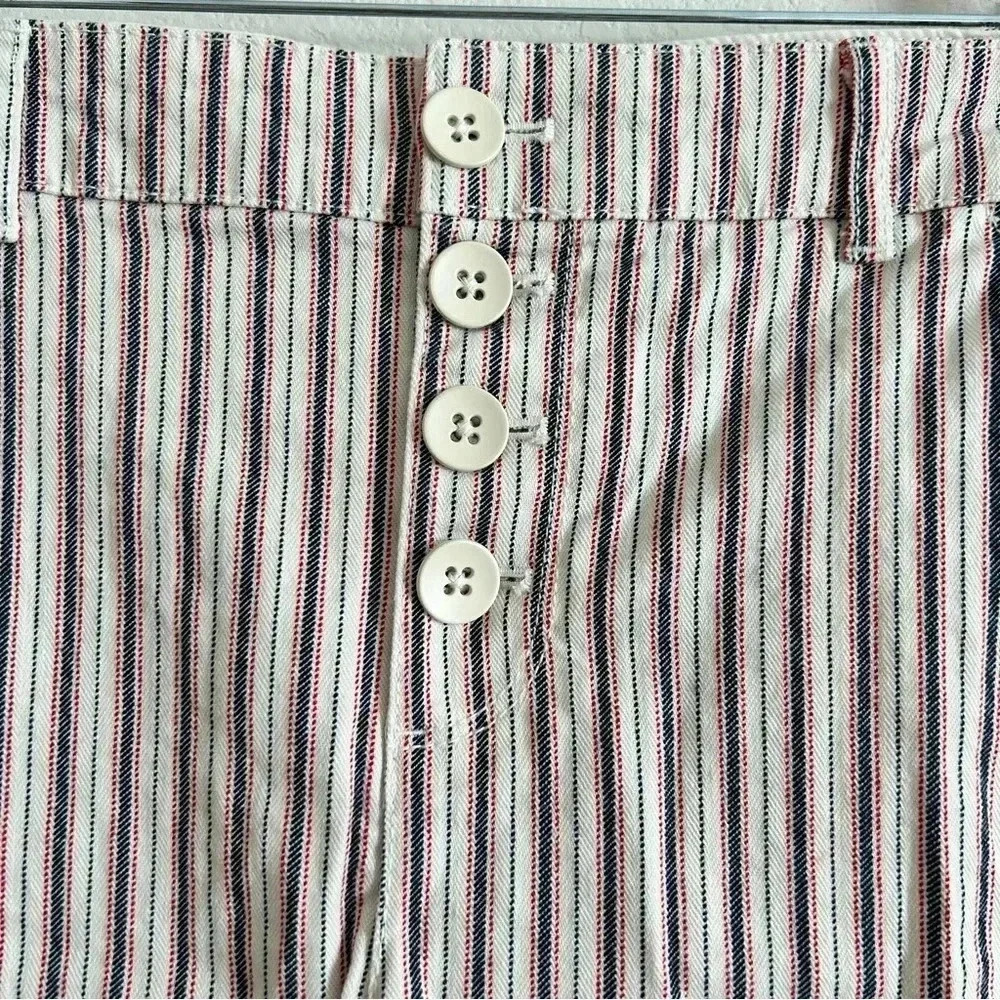 Loft and Old Navy Shorts (Set of 2) | size 2 - Picture 8 of 10